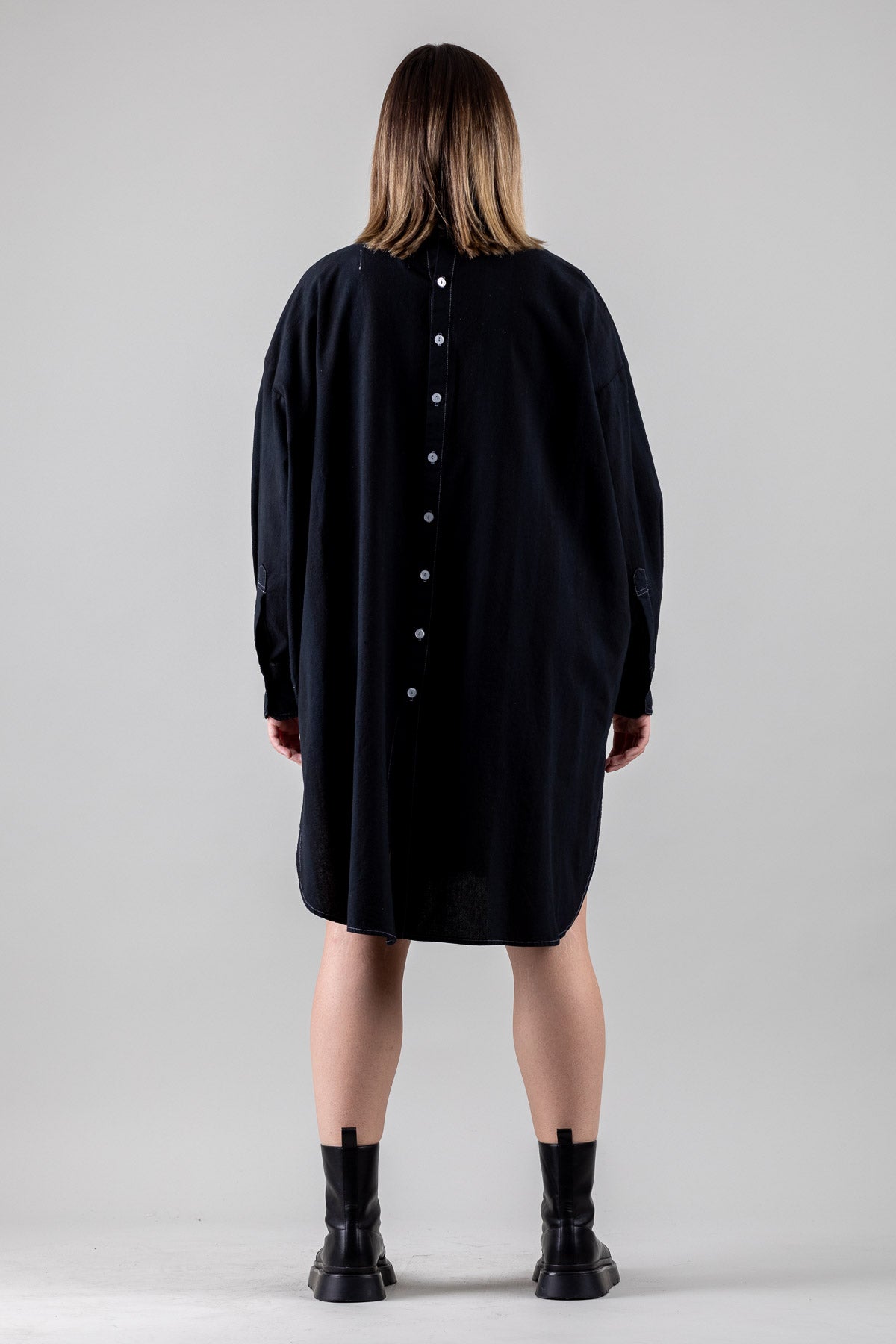 OVERSIZE BUTTON-UP FRONT BACK SHIRT DRESS