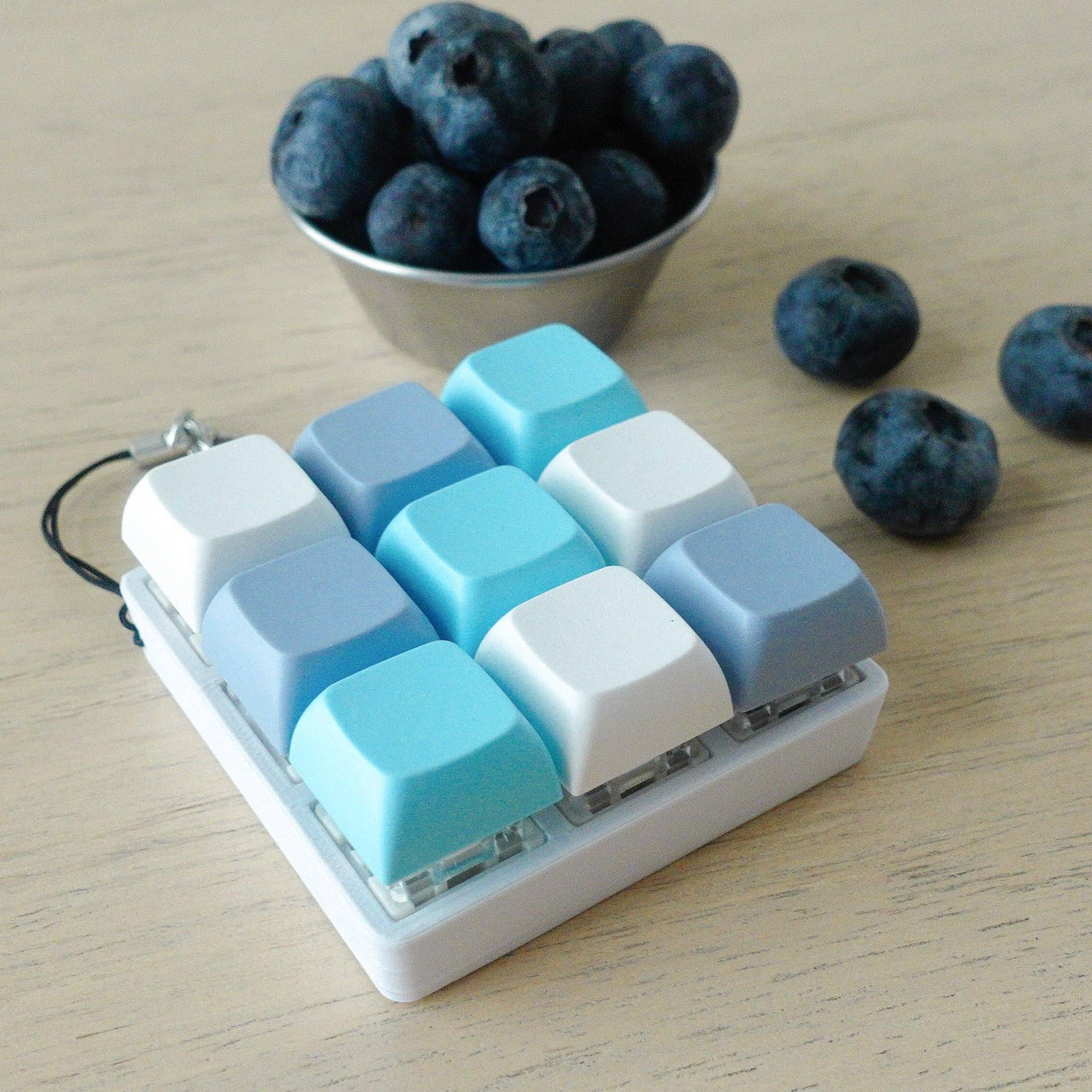 3x3 Blueberry Fields Mechanical Fidget Keychain