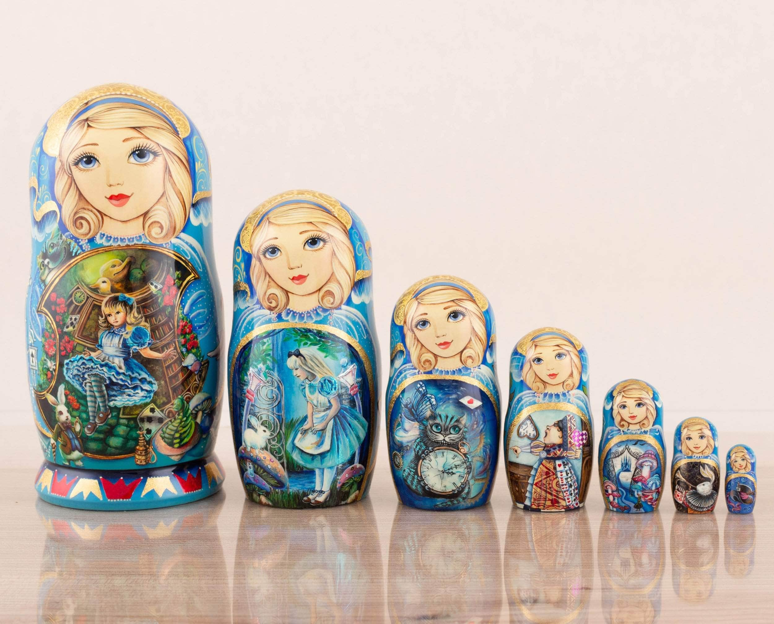 alice in wonderland nesting dolls