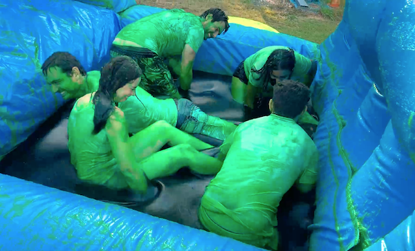 race to find the object buried in slime