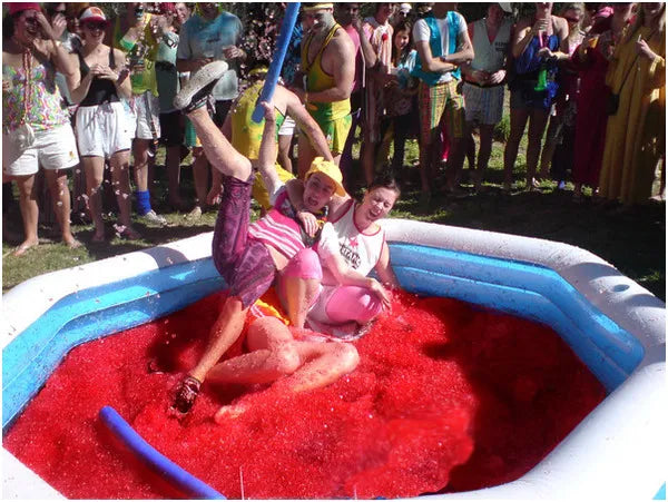 pool-jelly-wrestling-jello-midget-wrestle