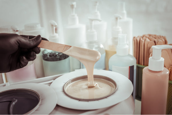 How To Use Ice To Clean Dripping Wax Off Your Table