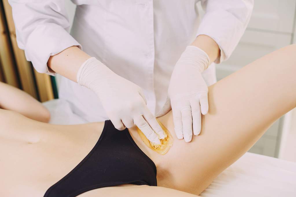 Bikini waxing procedureGynecology 2d a - Stock Video - Pond5