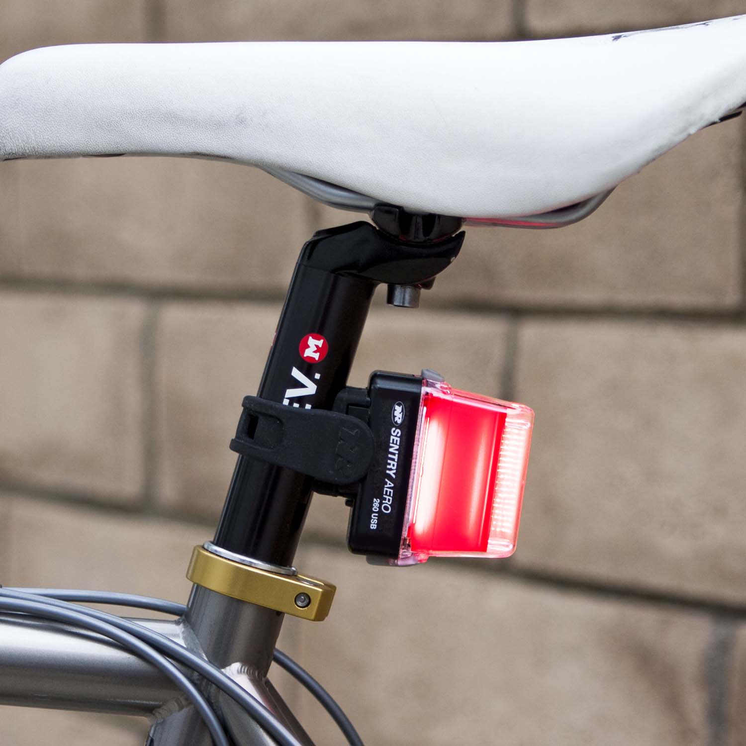 niterider sentry aero 260 rear bike light