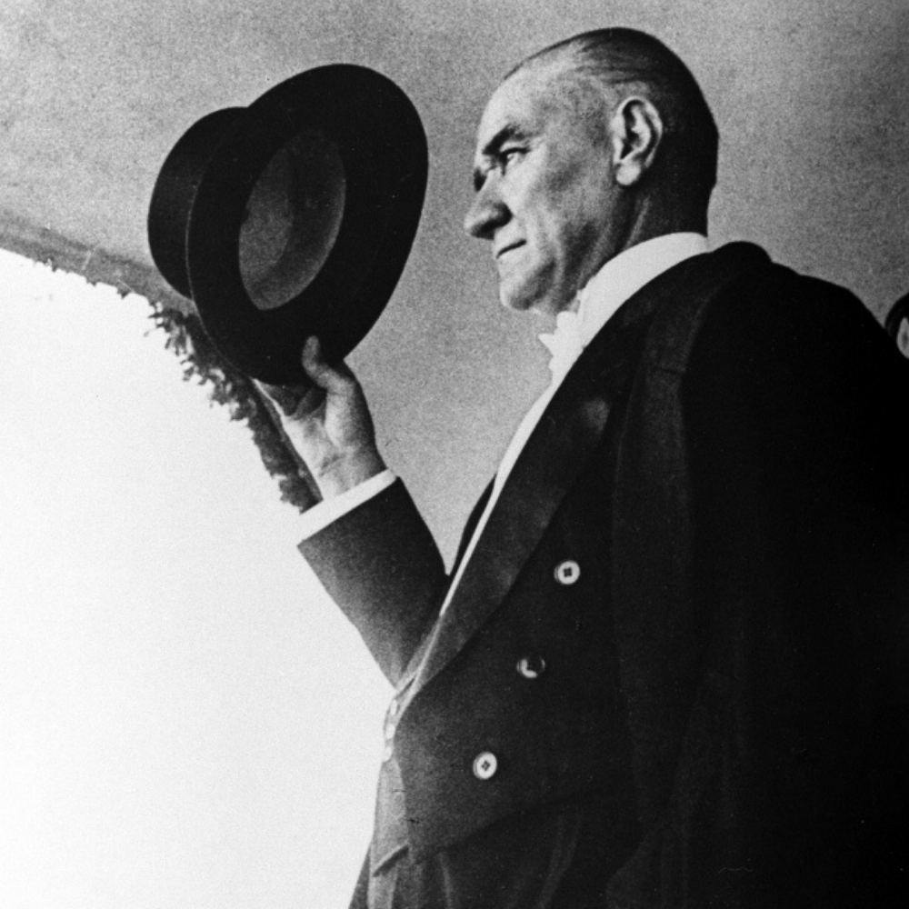 Atatürk Şapka Modası
