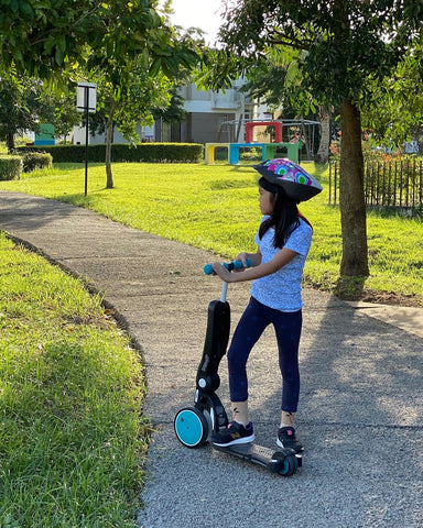 Zweirädriger Kinderroller