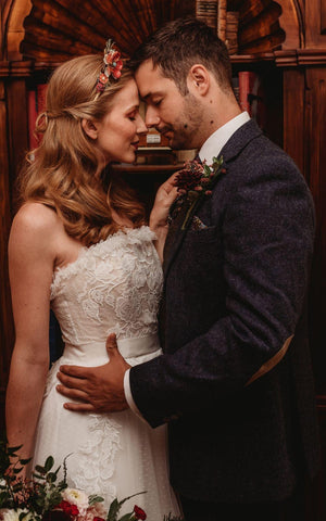 Autumn wedding inspiration - bride and groom