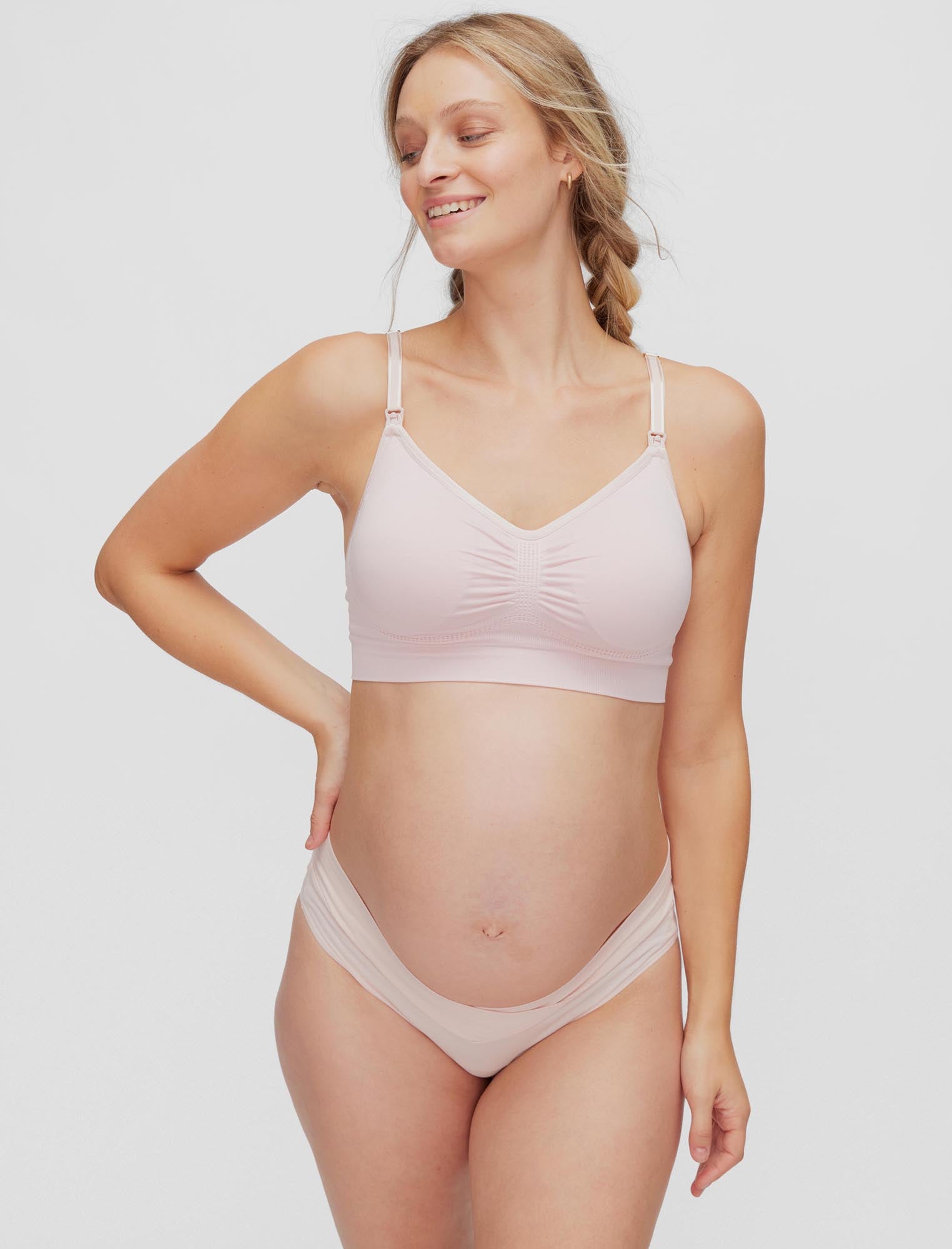 Motherhood Maternity Average Busted Seamless Spacedye Maternity and Nursing  Bra (A-D Cup Sizes)