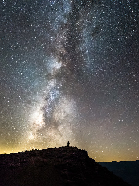 Sky at night by Matthew Littlewood. Top shelf camera bag. Bevisgear