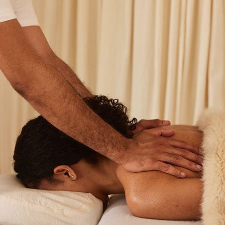 Le tantrisme, et la « sexualité sacrée » Massage