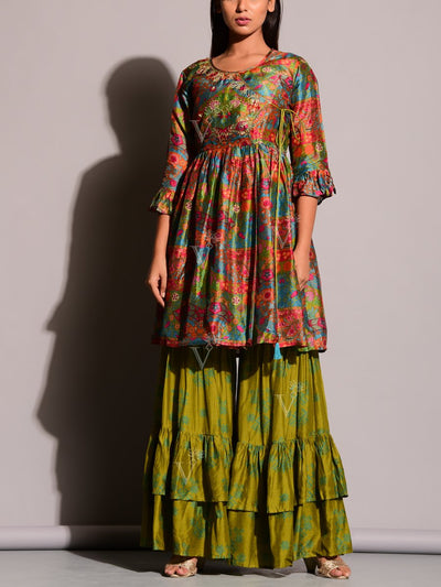 indo western cape dresses