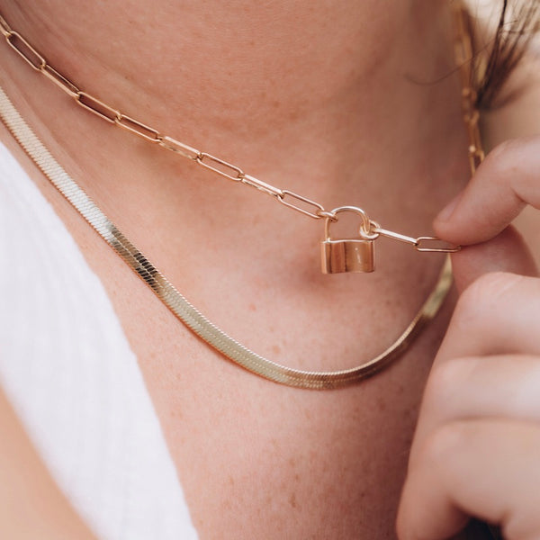 Courtney Paperclip Necklace in Gold