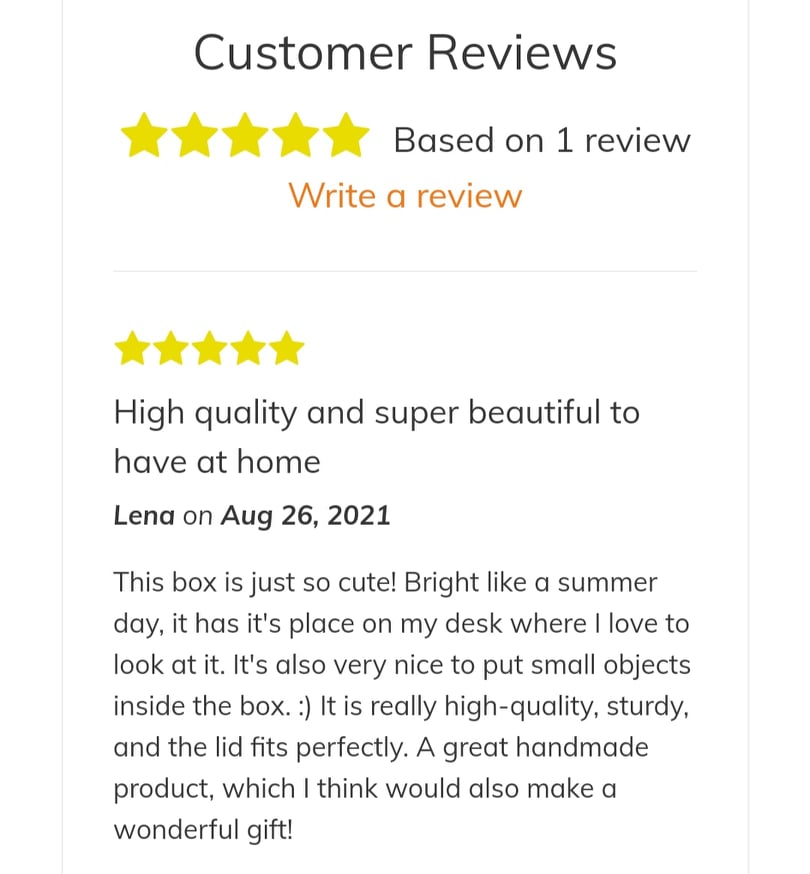 Miniature light blue wooden box five-star review by Lena from Austria