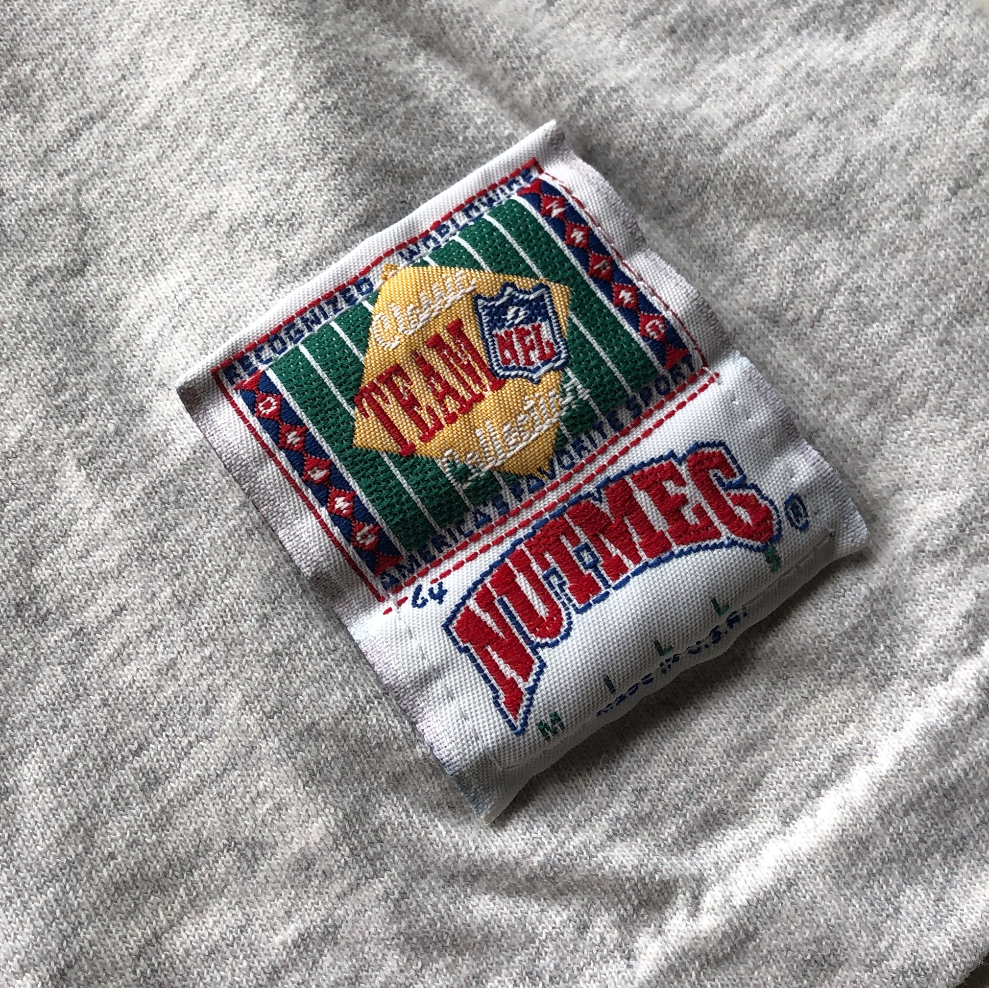 WESTSIDE STOREY VINTAGE | VINTAGE 90'S NUTMEG EMBROIDERED NFL CHIEFS ASH GREY T-SHIRT