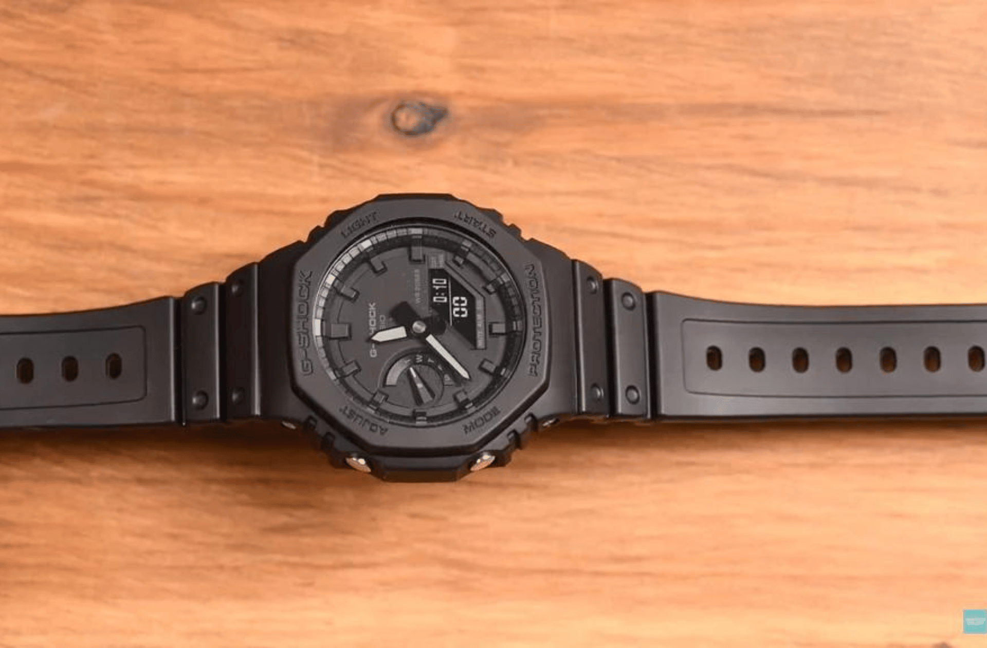 G-Shock Men's Black Watch Review - Octagonal Shape Casioak