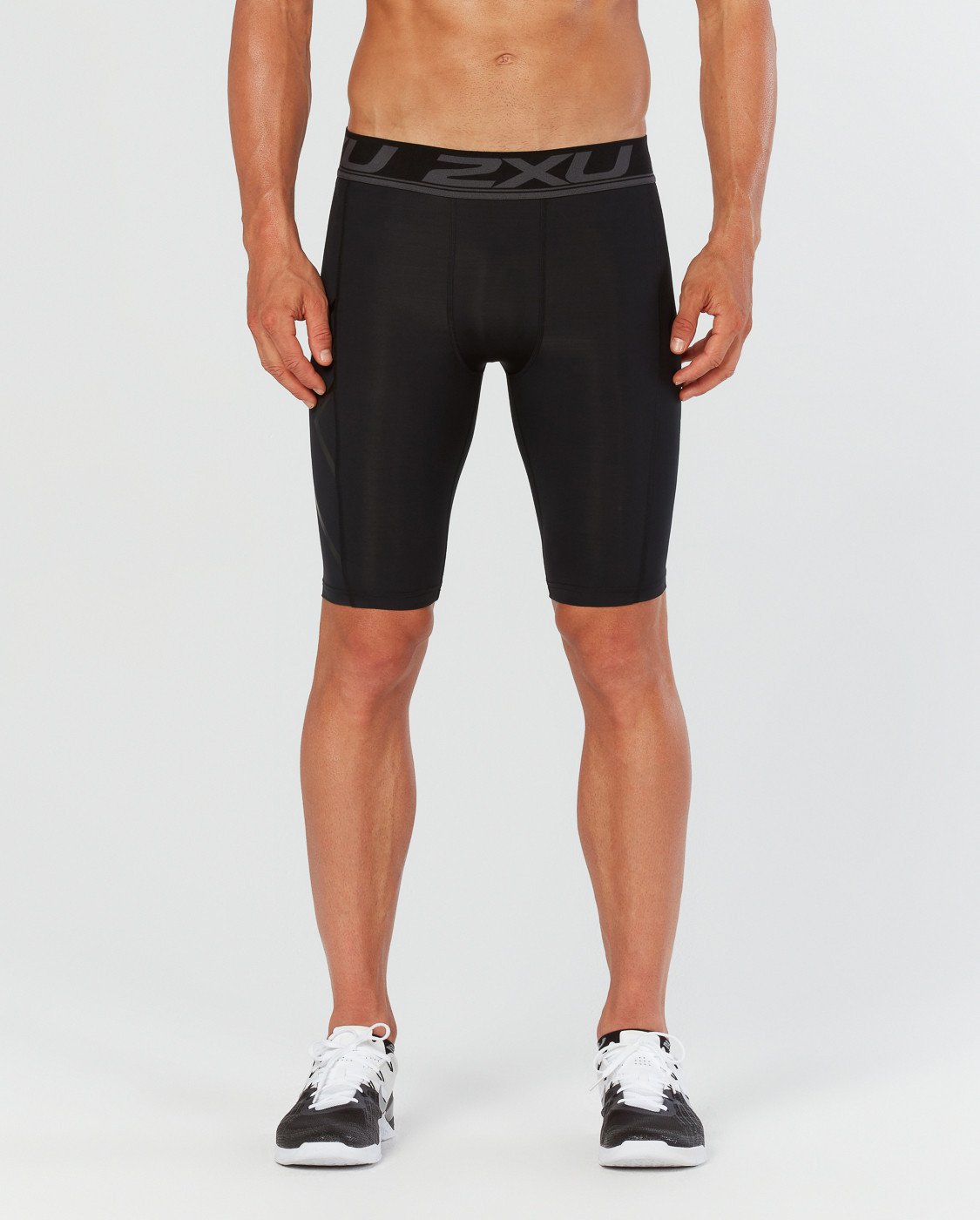 2xu men's accelerate compression shorts