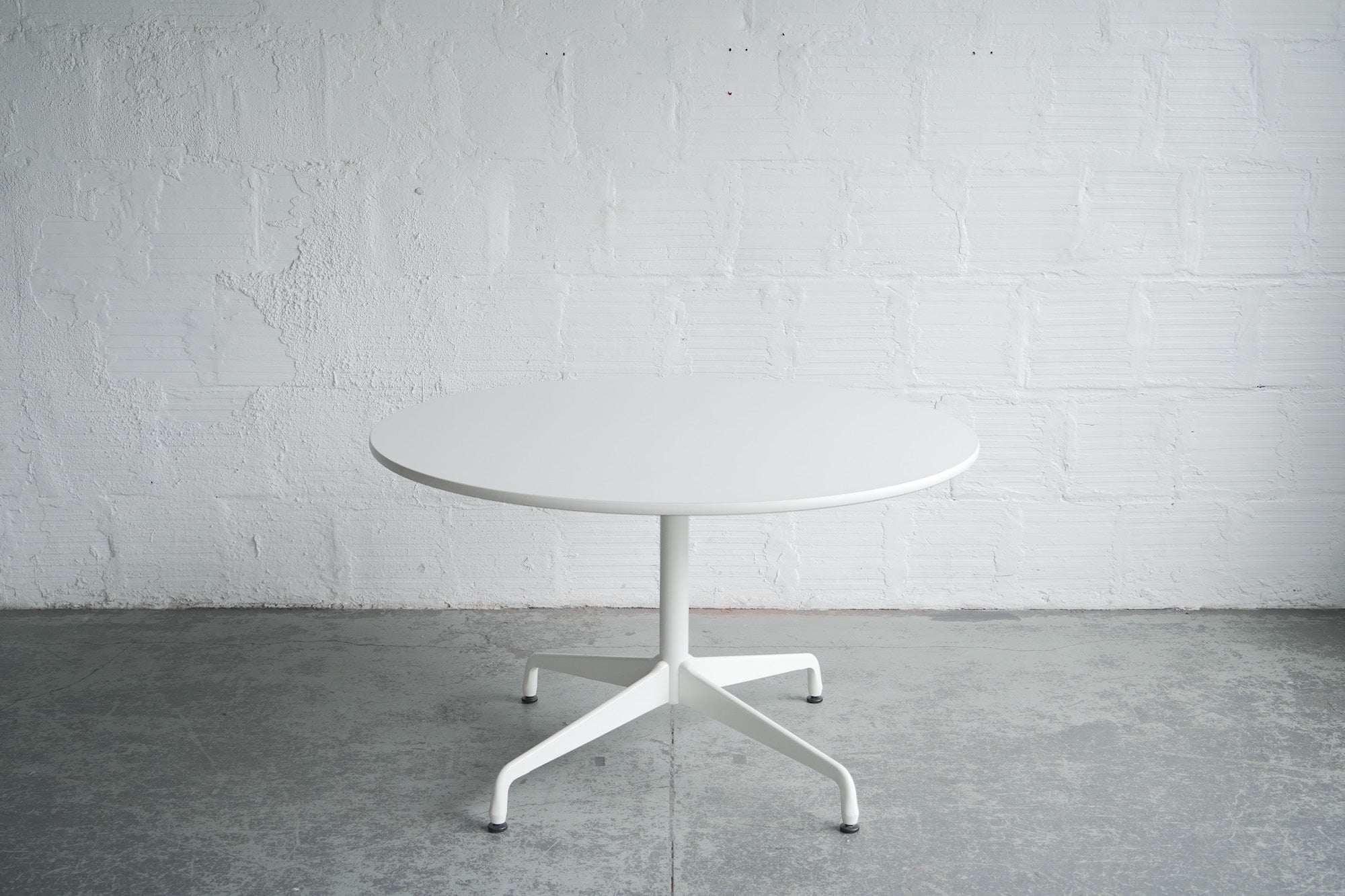 Herman Miller Dining Table – The Good Mod