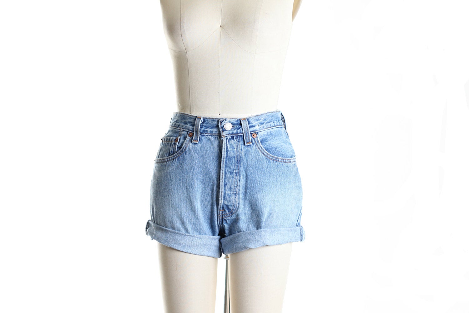 Plus-Size Levi's® High-Waisted Mom Jean Shorts