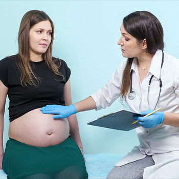 woman at here 5 months pregnant appointment