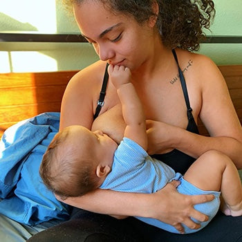 9 Breastfeeding Tips for New Moms – Perelel