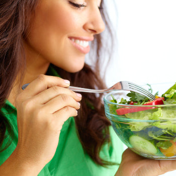 mom eating a well balanced diet to help increase milk supply