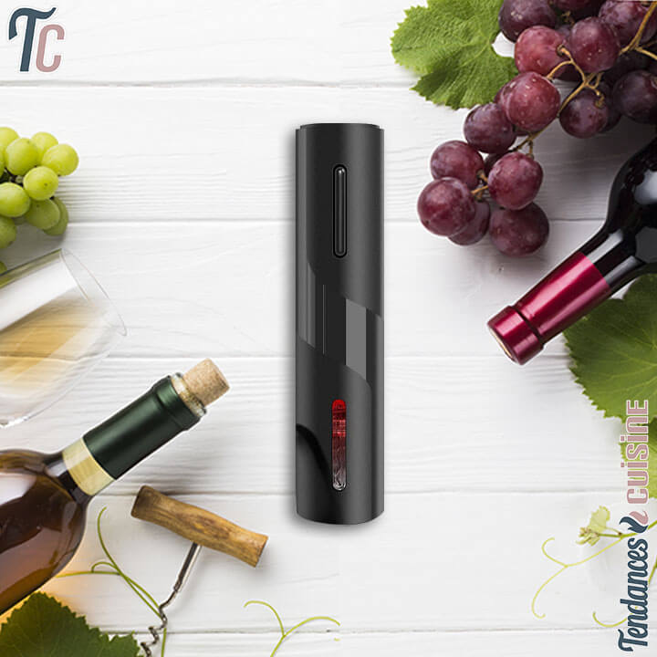 Ouvre Vin Électrique Batterie Rechargeable USB Coffret 3 Accessoires Présentation - Tendances-cuisine.fr