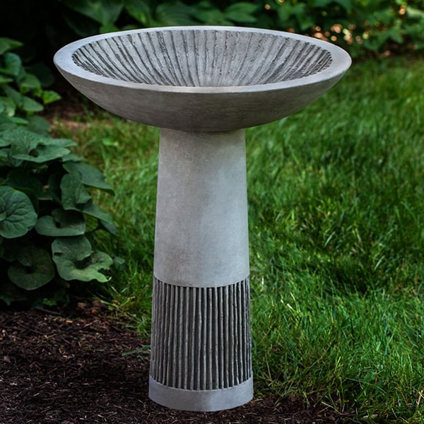 Campnia International Equinox Birdbath on grass in the backyard