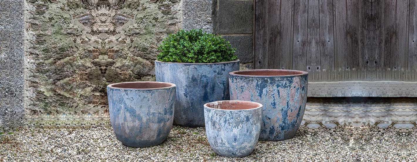 Cassia Planter - Vicolo Mare - S/4 on gravel in the backyard