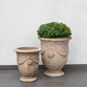 Campania Large Tapered Farmer's Pot Mixed Set of 16 - Marquis Gardens Tapered Farmer's Pot