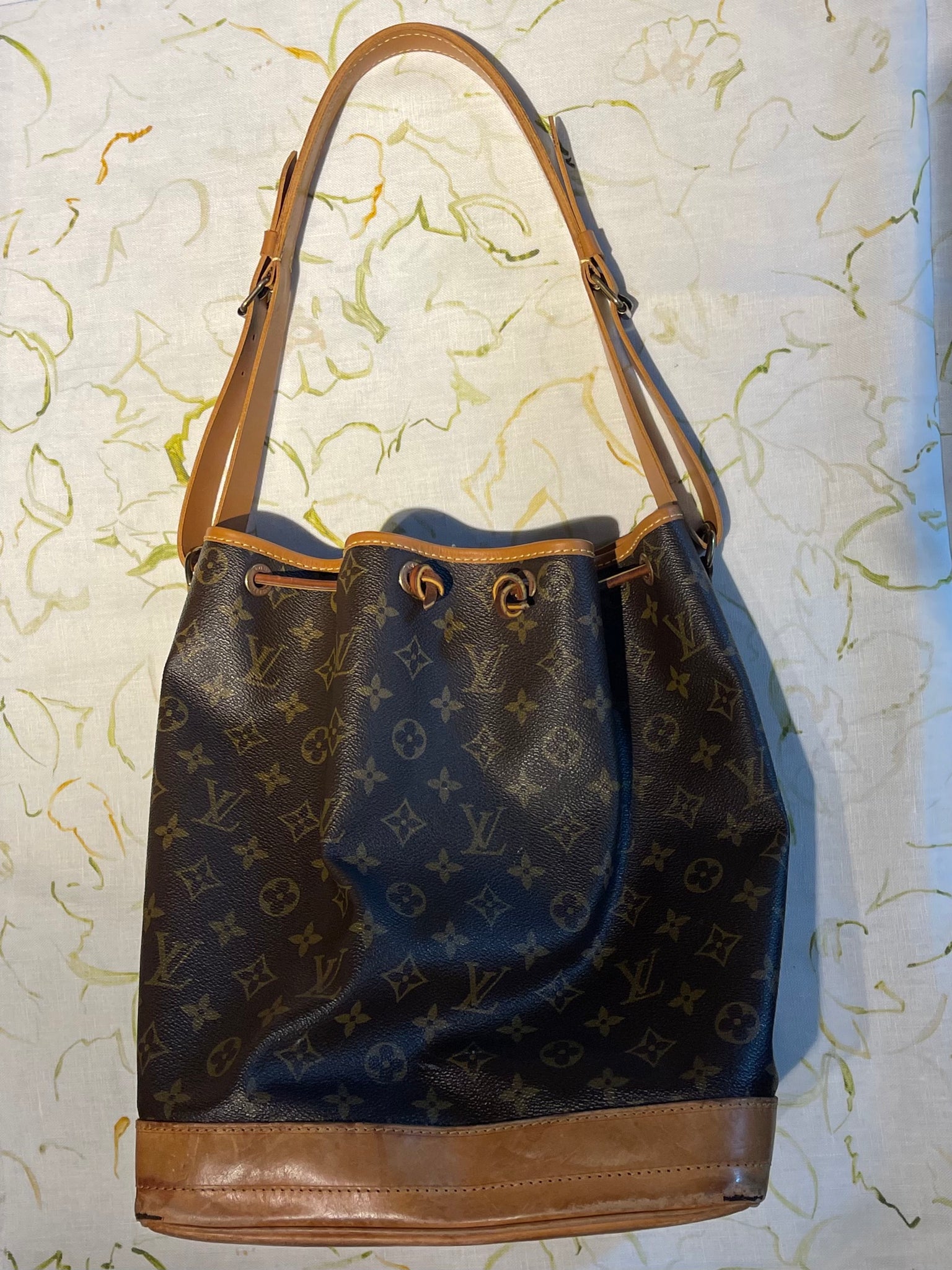 Louis Vuitton Large Bag – Momento Uomo
