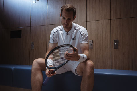 Andy Murray holding tennis racket