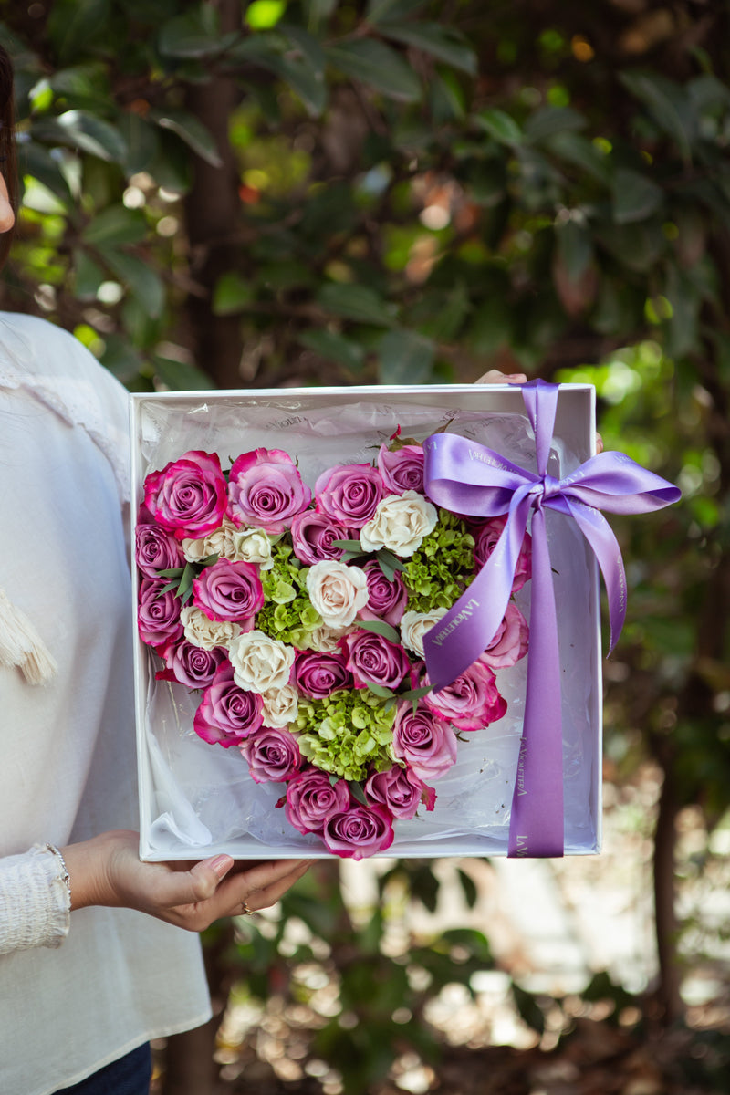 Corazón con rosas | Envíos a Domicilio | Florería en Monterrey – La  Violetera Saltillo