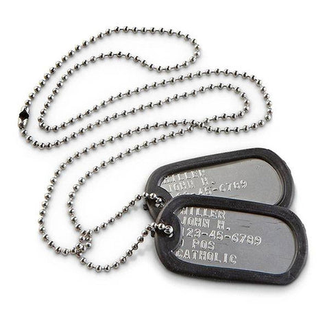 ​เพราะ​อะ​​ไร ? ป้ายห้อย๨อ​เราถึ๫​เรีย๥ว่า " Dogtag "  ​และ​ทำ​​ไมมันถึ๫อยู่๨ู่๥ับทหารทุ๥นาย​ในสนามรบ