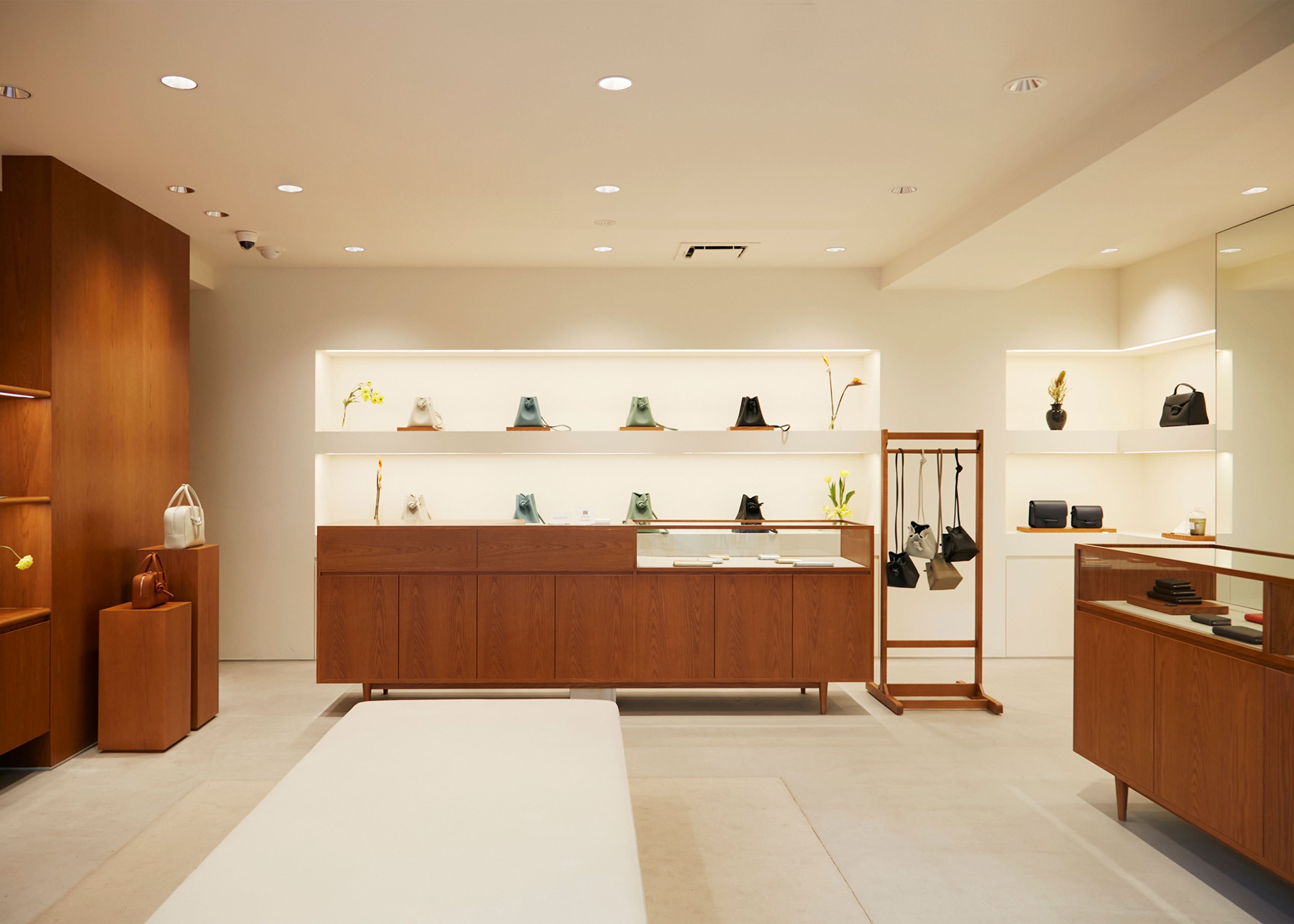 FLAGSHIP STORE – VASIC