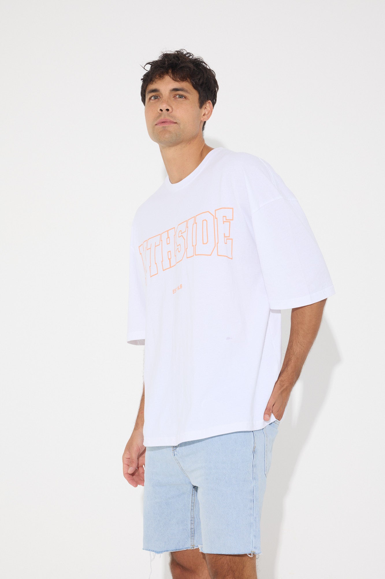 Tourist Tee Nthside White