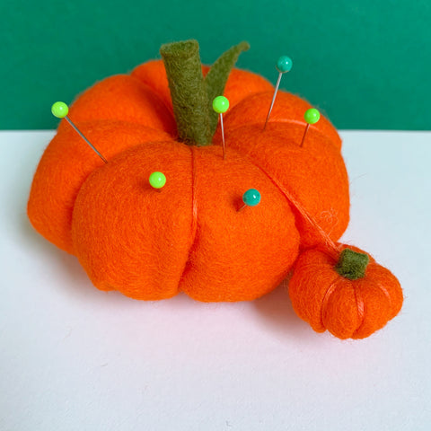 Pumpkin Pin cushion tutorial