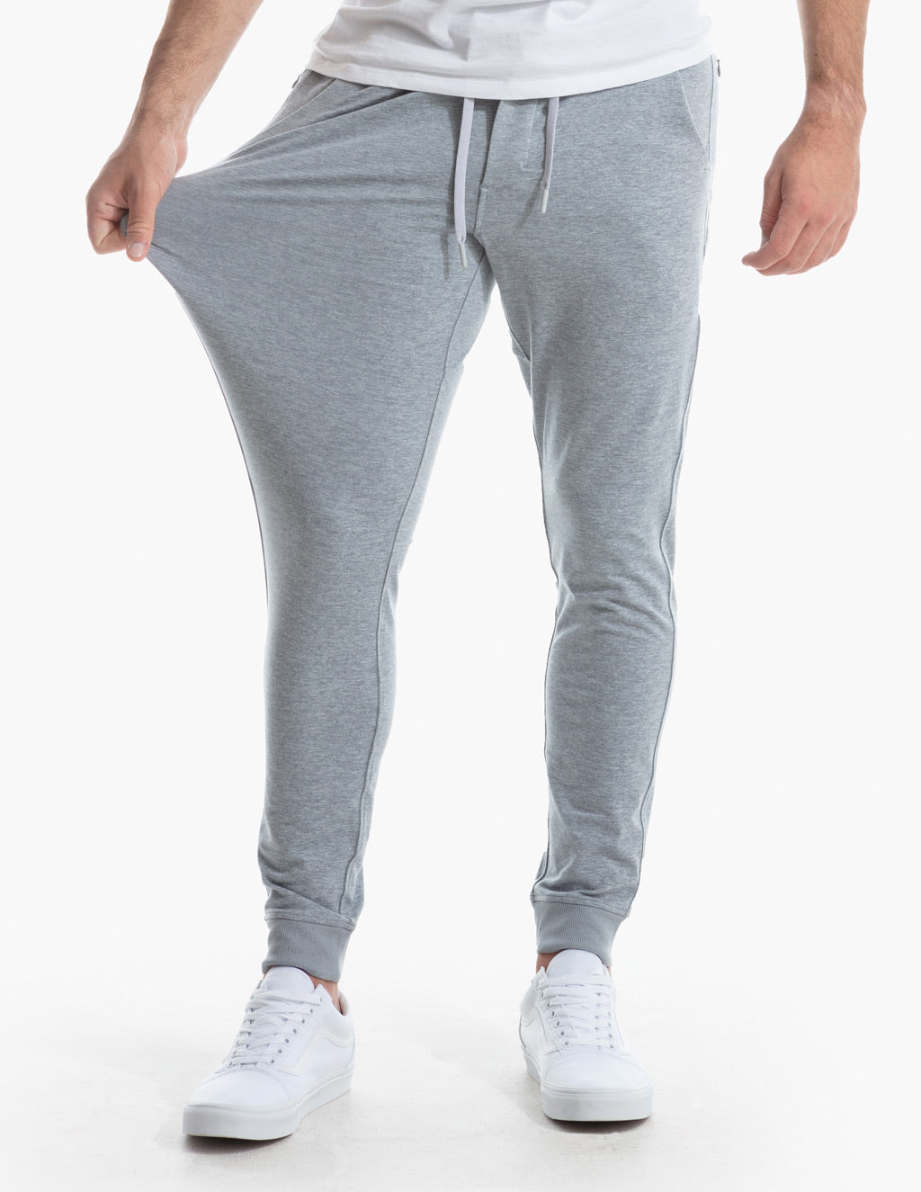 birddogs-mens-joggers-gray-heather-front-on-model-stretch