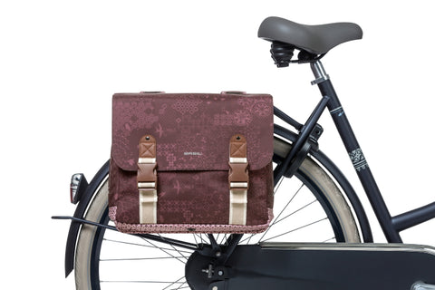 maroon rear bag on bike