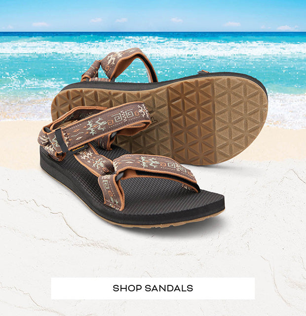 Sandals.jpg__PID:02ef86a9-6b38-4a42-943b-2b10fc79f7ac