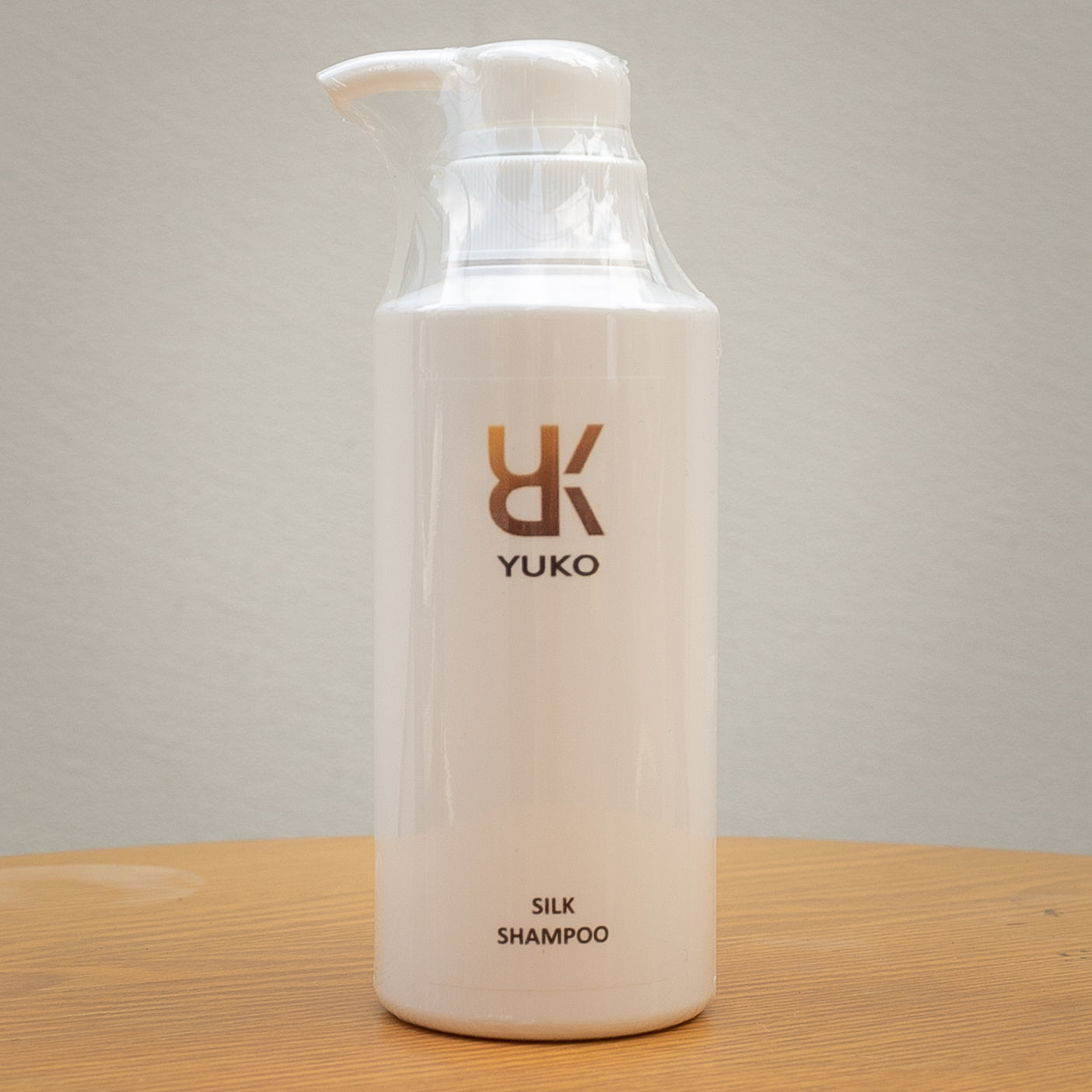 シルクシャンプー Silk Shampoo – MK Shop Japan