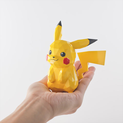 Pocket Monsters - Pikachu - Polygo In Hand