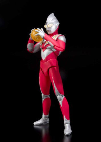 Ultraman Tiga Ultra Act Power Type Bandai