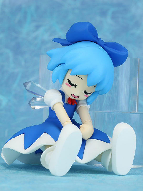 Featured image of post Cirno Figure This bit of plastic unbalances the figure and makes standing it on its own feel a little strange