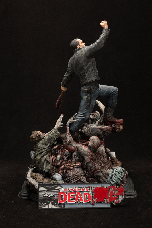 negan statue