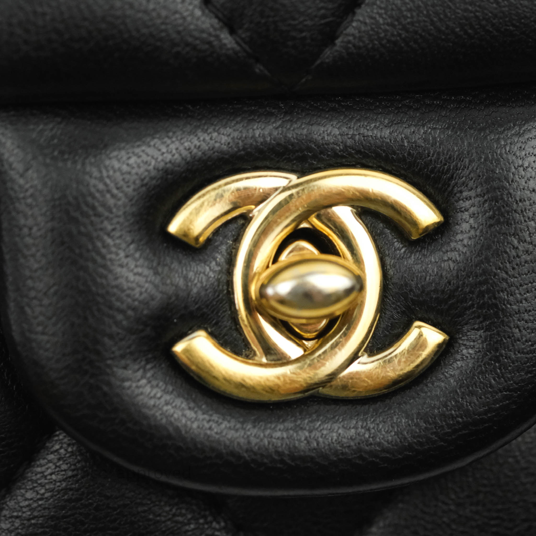 How to Spot Authentic Vintage Chanel Bags A Comprehensive Guide