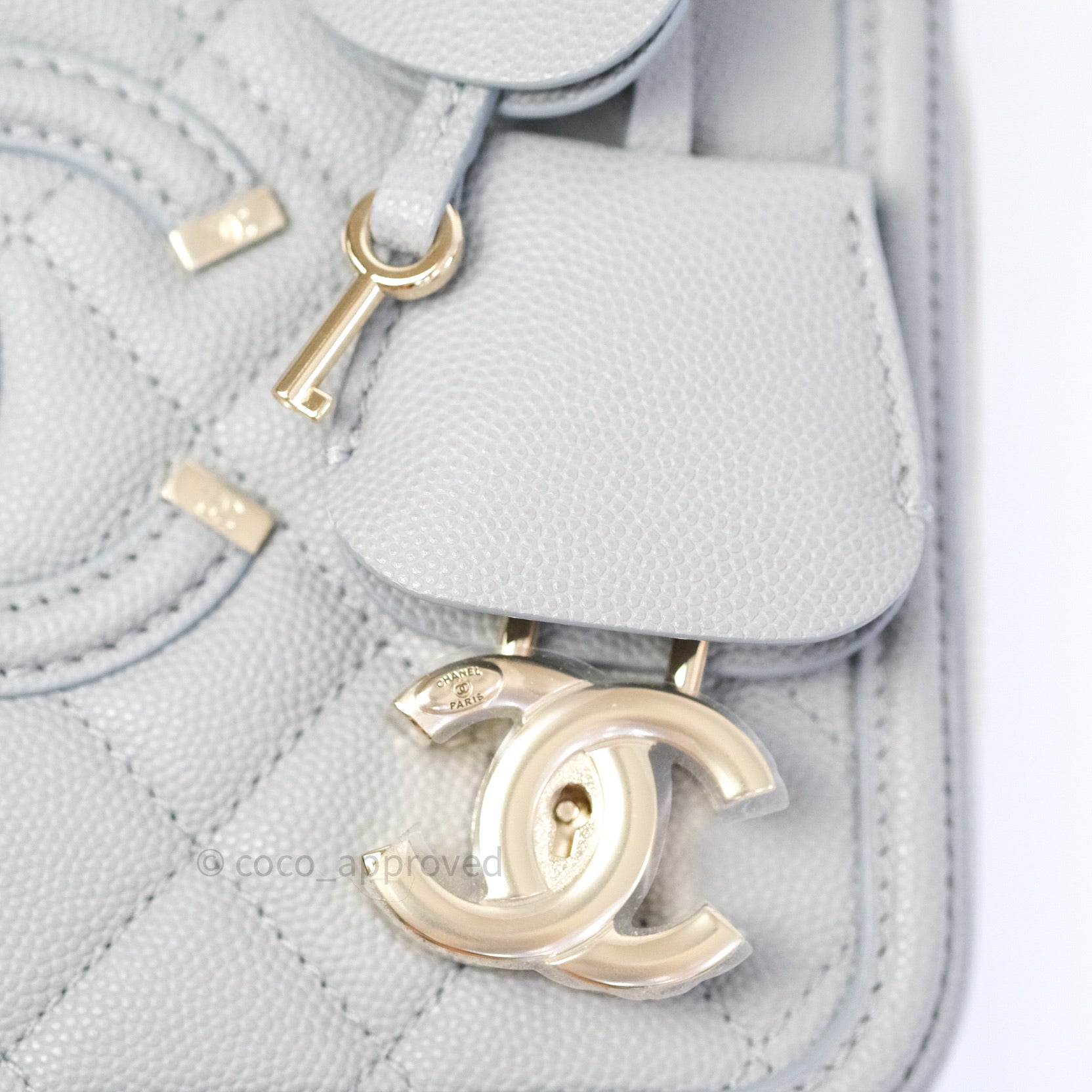 chanel vanity case grey