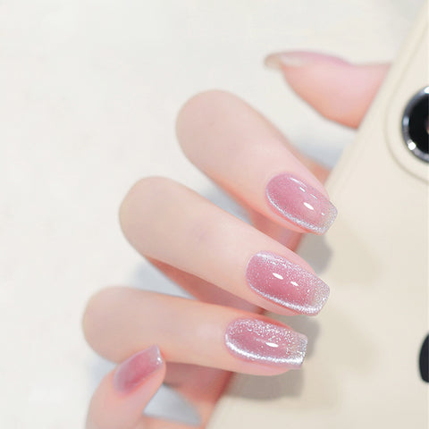 5 Prettiest Cat Eye Gel Nails - Make Your Nails Breathtaking ...