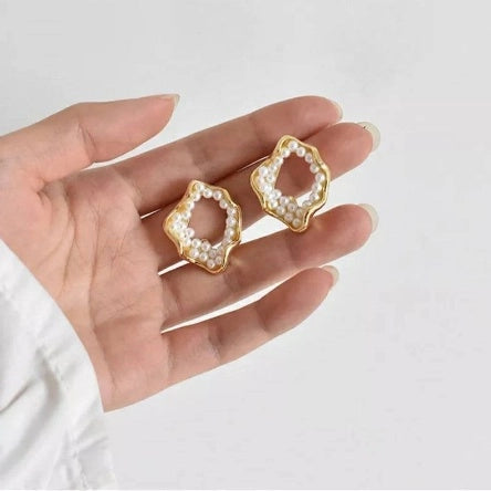 SheSale Shop Shopping Schmuck Ohrringe Halskette Armband Ring jewelry jewellery bijoux joyas gold modern muse fashion blogger mode Influencer giveaway Gewinnspiel Geschenk