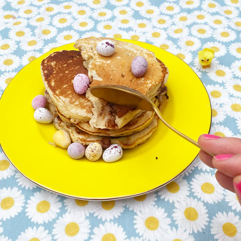 easter-mini-egg-pancakes-with-a-spoon