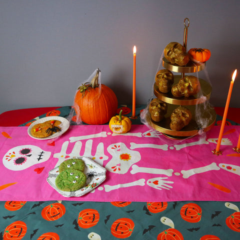 Halloween-At-Home-Table-Decor